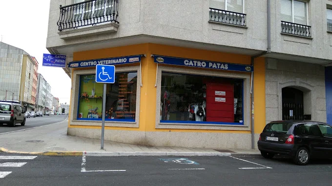 Catro Patas Centro Veterinario (Narón)