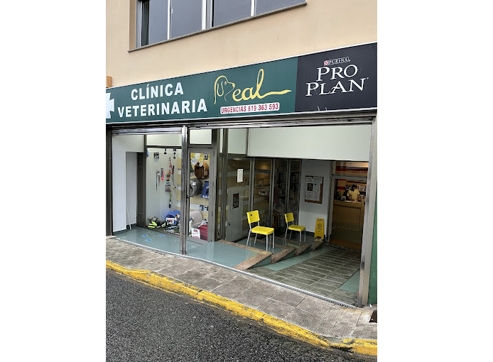 Clínica Veterinaria Real (Ribeira)