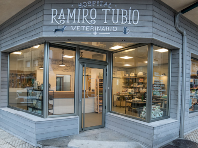 Hospital Veterinario Ramiro Tubio (Boiro)