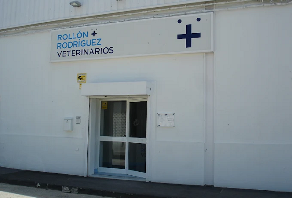 Rollón + Rodríguez Veterinarios (Puerto Real - Tres Caminos)