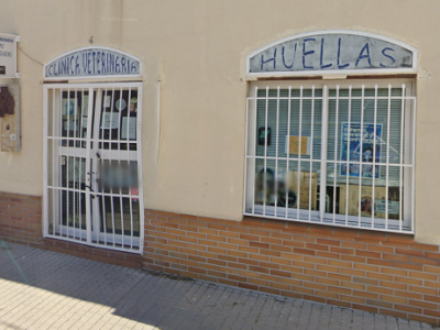 Clínica Veterinaria Huellas (Navas del Rey)