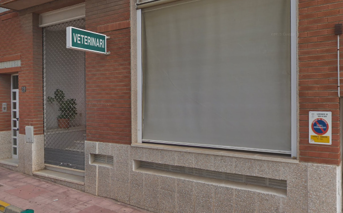 L'arc Centre Veterinari (Roda de Barà)