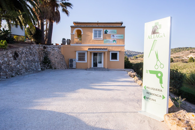 Clínica Veterinaria Aliaga y Martínez (Teulada)