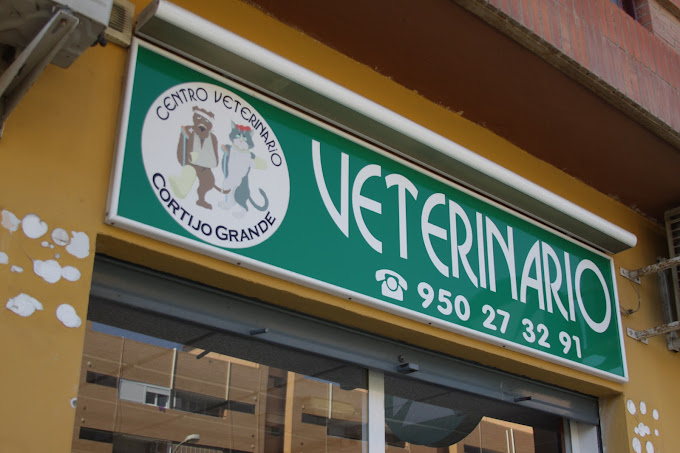 Centro Veterinario Cortijo Grande (Almería)