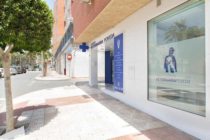 Clínica Veterinaria Poveda (Roquetas de Mar)