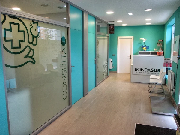 Clínica Veterinaria Ronda Sur (Oviedo)