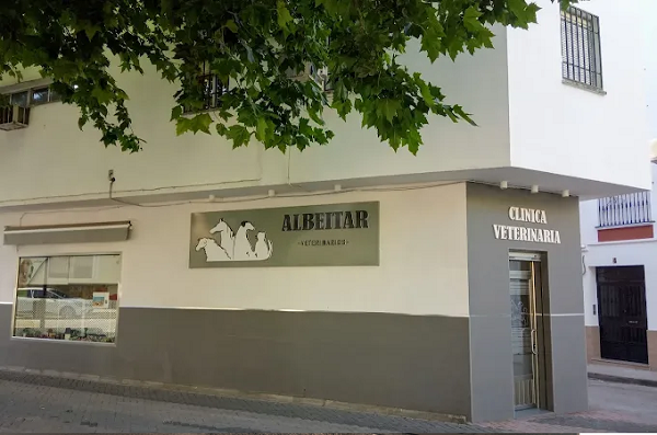 Clínica Veterinaria Albeitar (Navalmoral de la Mata)