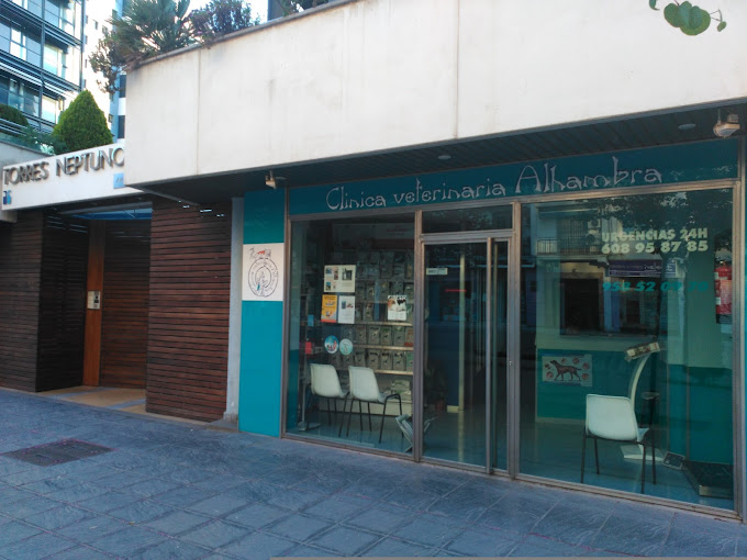 Clínica Veterinaria Alhambra (Granada)