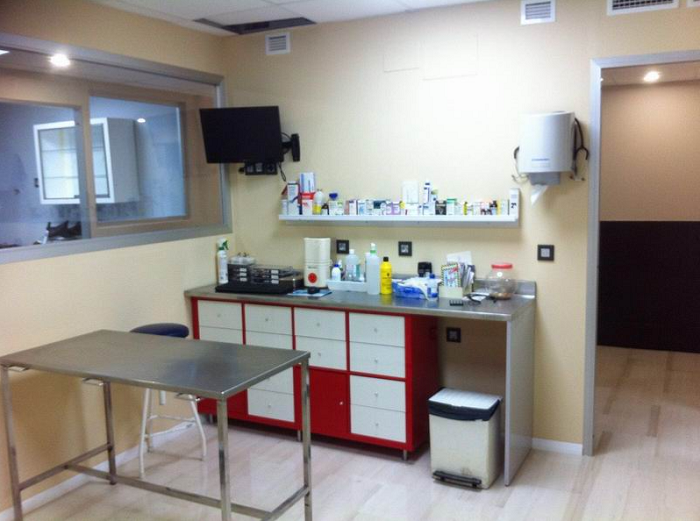 Centro Veterinario Pintos (Melilla)