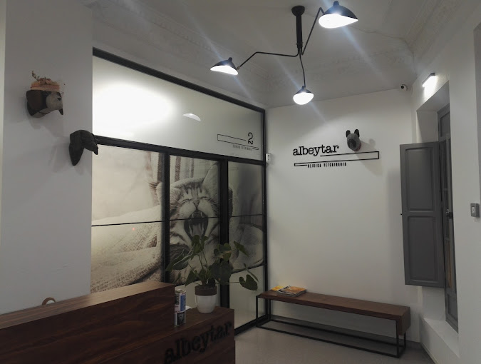 Clínica Veterinaria Albeitar (Totana)