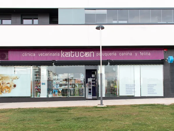 Clínica Veterinaria y peluquería canina Katucan (Burlada)