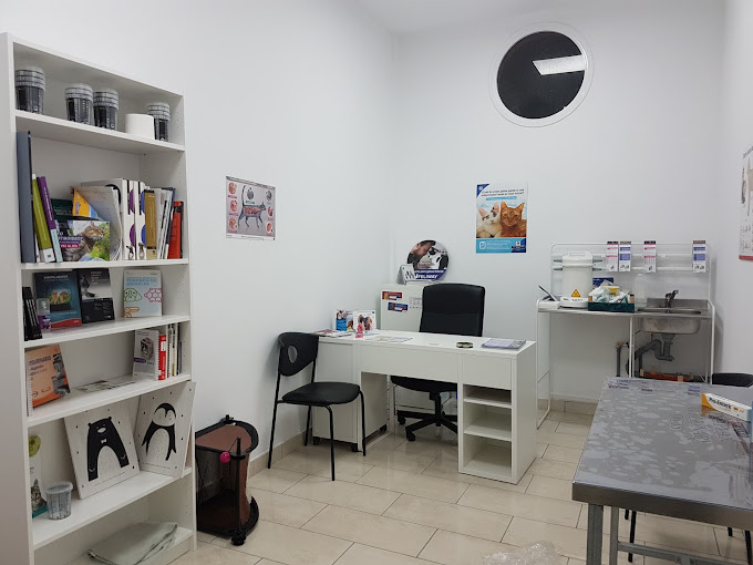 Centro Veterinario Perenquén Tejina - San Cristóbal de La Laguna (Santa Cruz de Tenerife)