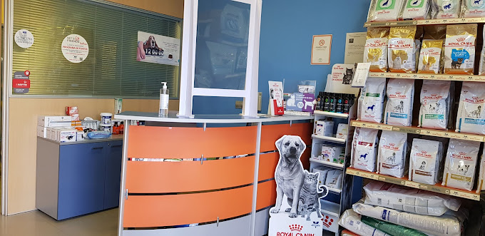 Centro Veterinario Villén (Sevilla)