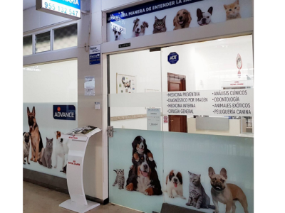 Centro Veterinario San Jacinto 96 (Sevilla)