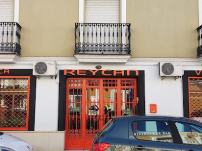 Centro Veterinario Reycan (Brenes)