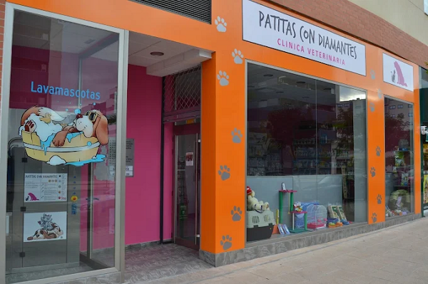 Clínica Veterinaria Patitas con Diamantes (Zaragoza)